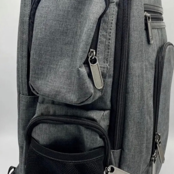 Penguin FLETCHER COLLECTION Grey CROSSH Laptop Backpack NWT - Picture 4 of 12